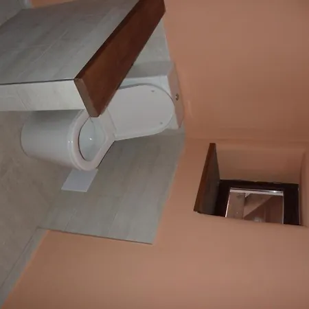 Holubník Statečných žen Králových * Luže