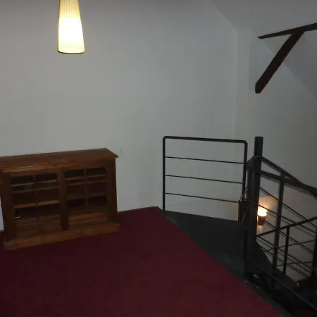 Guest house Holubnik Statecnych Zen Kralovych